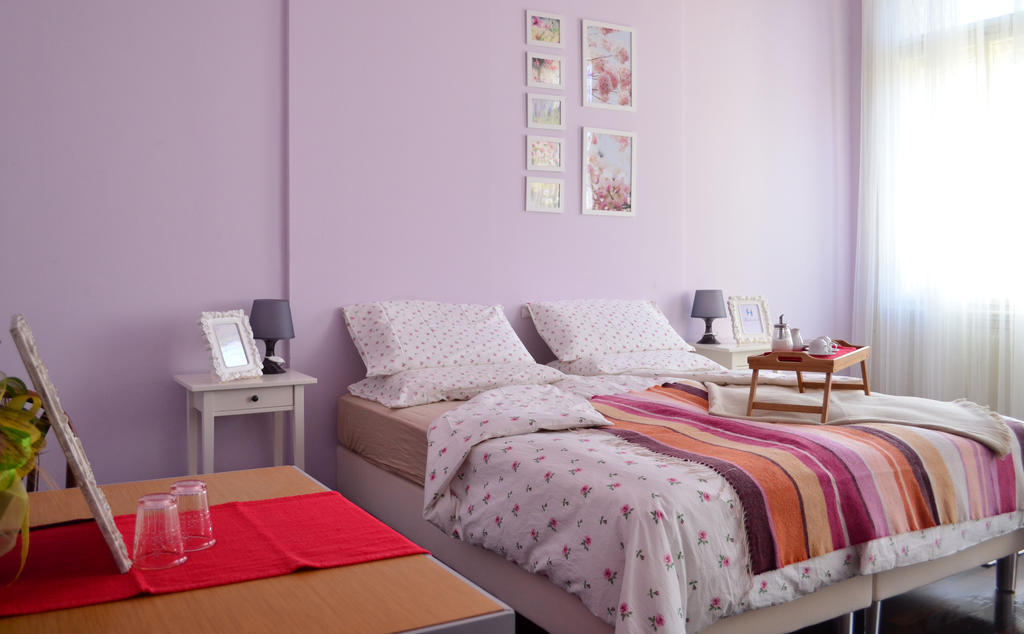 Zudecche 1 Bed & Breakfast Триест Стая снимка